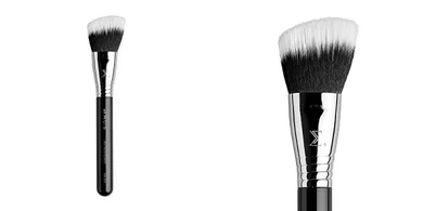Sigma F53 Angled Contour & Blush Brush: Sheer to Medium Coverage
